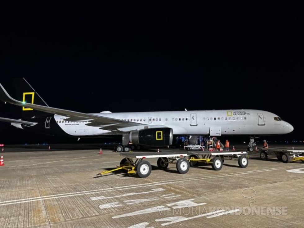 || Avião Boeing 757-200 Classe D, contratado pela National Geographic, no aeroporto Internacional de Foz do Iguaçu, em começo de setembro de 2023.
Imagem: Acervo Prefeitura Municipal de Foz do Iguaçu - FOTO 32 -