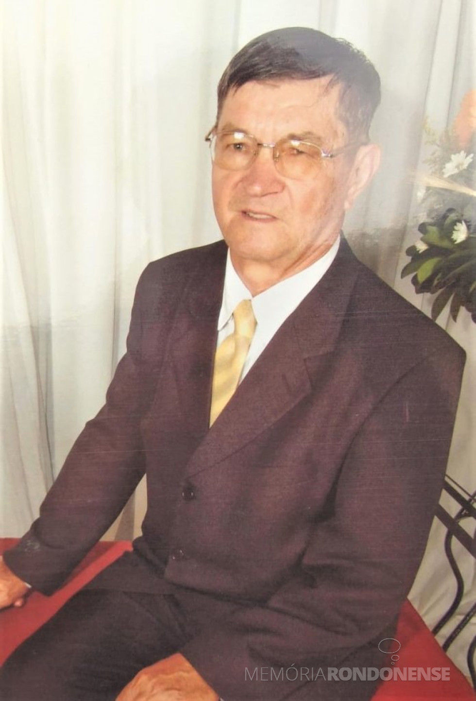 || Gentil Fávero Forlin que assumiu como subprefeito do distrito de Novo Horizonte, em setembro de 1978.
Imagem: Acervo Projeto Memória Rondonense - FOTO 5 -