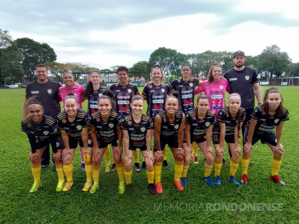 || Equipe feminina 15+ de futebol de Marechal Cândido Rondon que sagrou-se campeã na cidade de Campo Mourão, em outubro de 2023.
Imagem: Acervo Imprensa PM-MCR - FOTO 25 -