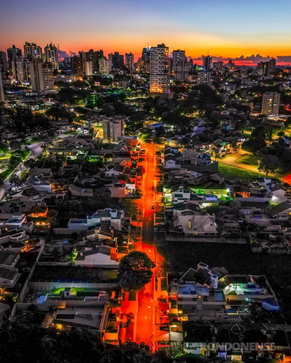|| Pôr do sol na cidade paranaense de Cascavel em 12 de dezembro de 2023.
Imagem: Acervo e crédito de Fábio Covaleski - FOTO 26 - 