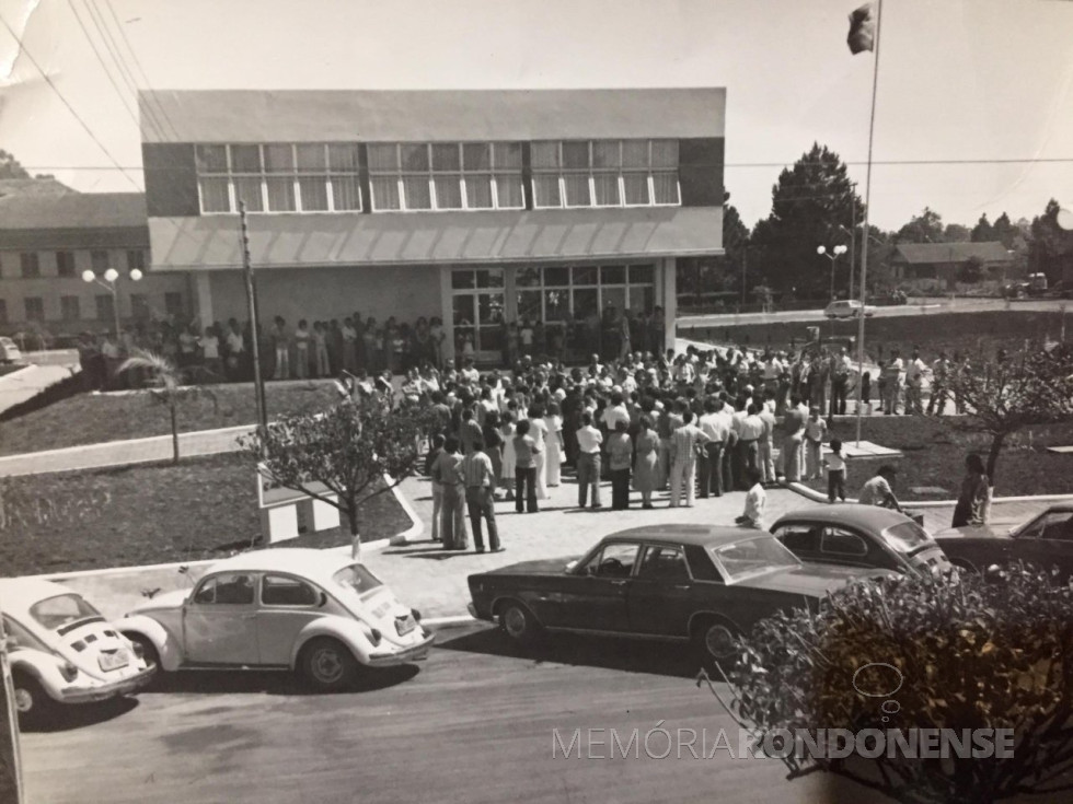 || Solenidade
de inauguração da Casa da Cultura da cidade de Toledo (PR), em dezembro de 1976.
Imagem: Acervo Toledo Memória e Fotos Atuais - FOT0 15 -