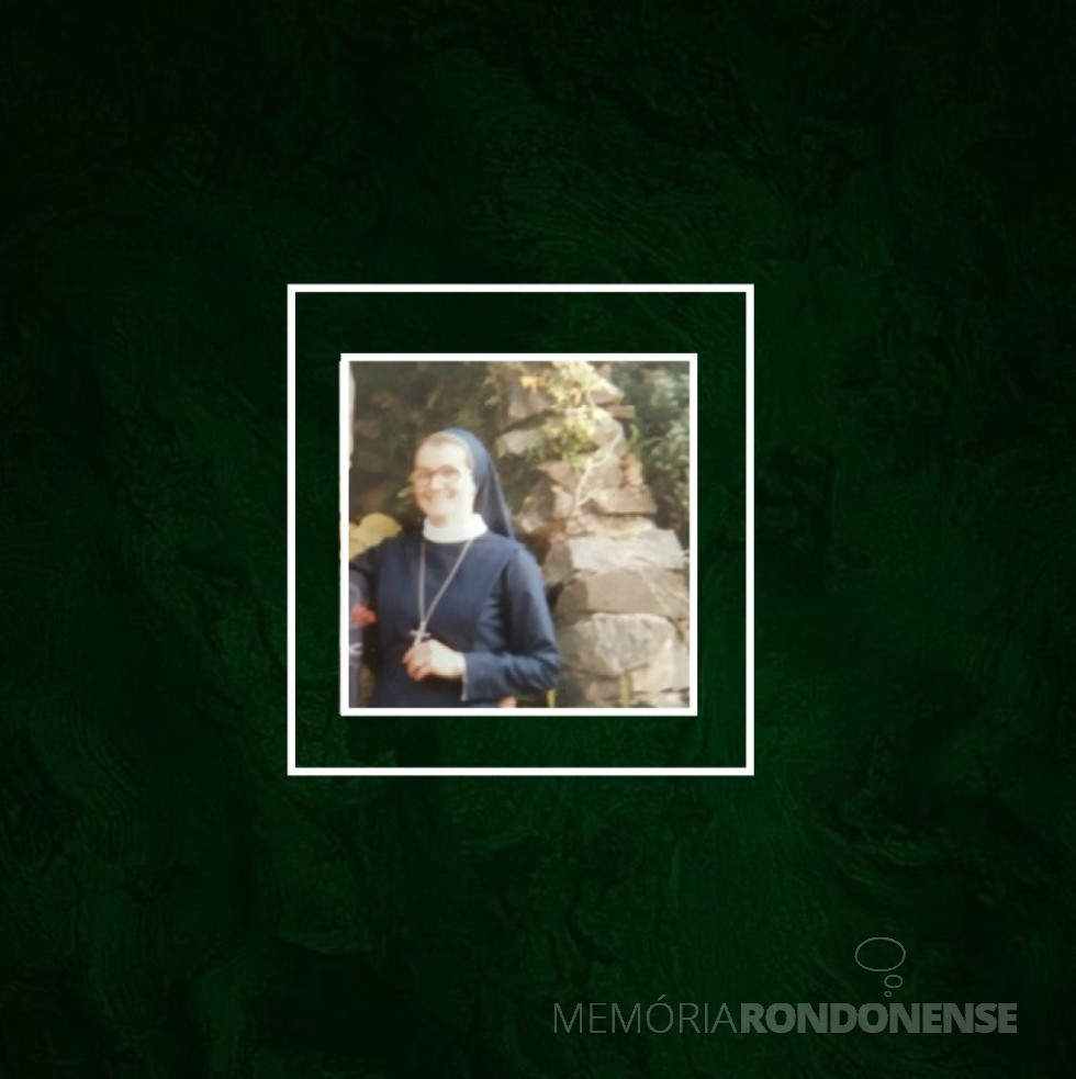 || Rondonense Iracema Casarotto ao professar seus votos perpétuos de consagração à vida religiosa, em julho de 1985.
Imagem: Acervo Lidiane Casarotto Kotz - FOTO 4 -