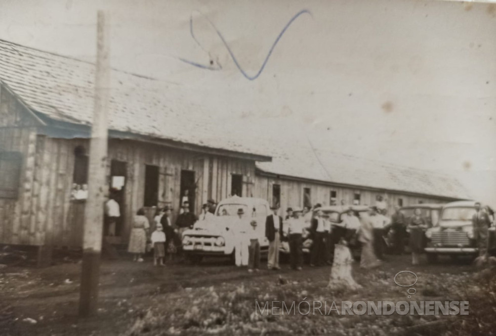 || Primeiro local de residência do casal Elli e Nelson Hack, ao chegarem de mudança em General Rondon (hoje Marechal Cândido Rondon), em julho de 1951.
Imagem: Acervo Janete Hack - FOTO 14 -