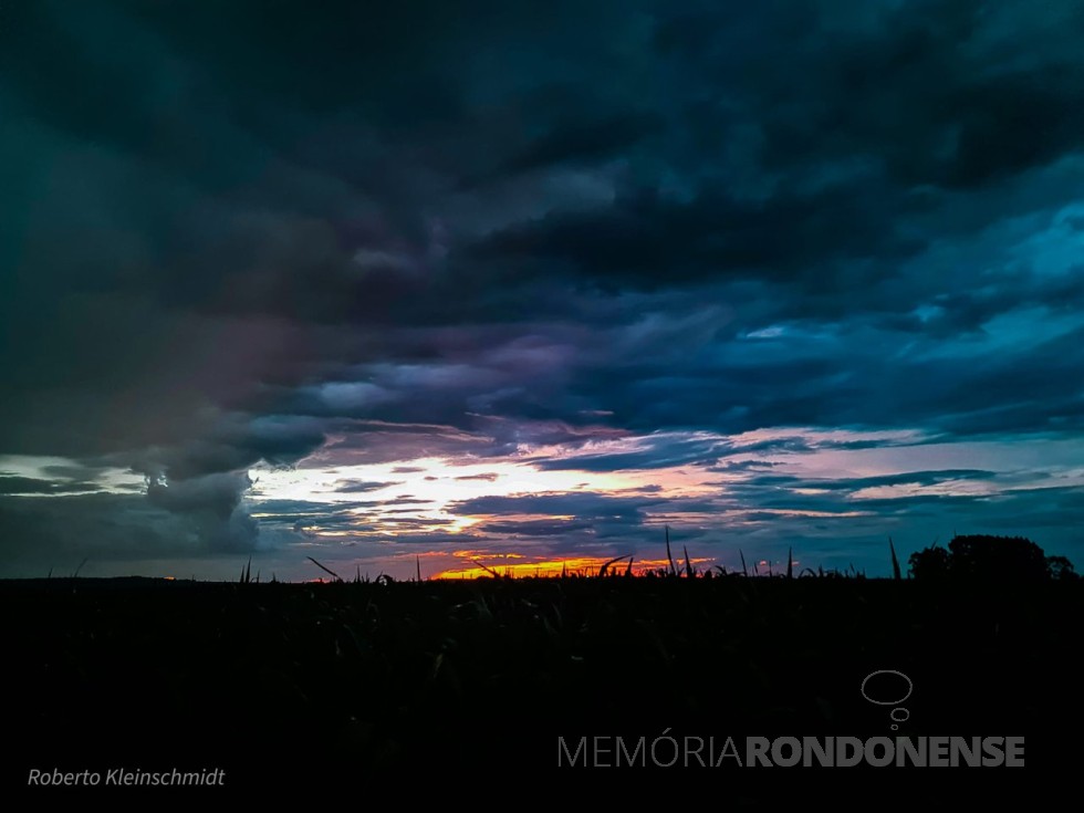 || Pôr do sol em Marechal Cândido Rondon, em 07 de março de 2024.
Imagem: Acervo e crédito do rondonense Roberto Kleinschmidt - FOTO 31 -