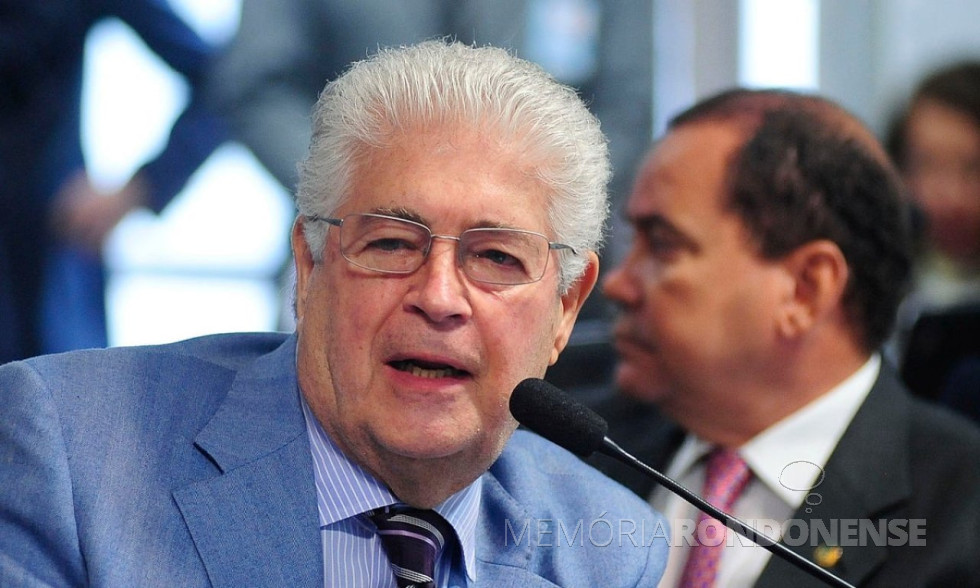 || Roberto Requião, político paranaense, que se desfilou do Partido dos Trabalhadores (PT), em final de março de 2024.
Imagem: Acervo Senado Federal - crédito: Pedro França/Agência Senado - FOTO 29 -