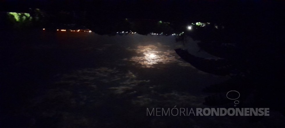 || Lua cheia ao poente na madrugada de 23 de abril de 2023.
Imagem: Acervo Projeto Memória Rondonense - FOTO 22 - 