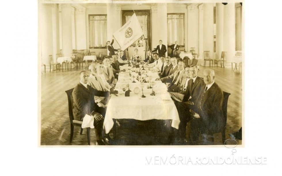 || Membros do 1º Rotary Club do Brasil, reunidos em reunião festiva em setembro de 1924.
Imagem: Acervo Rotary Club Internationl - FOTO 6 -