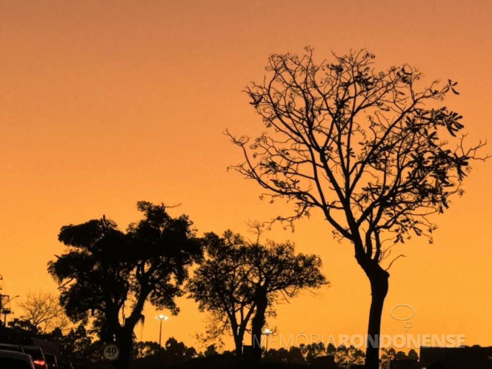 || Alvorecer na região da cidade de Cascavel (PR), em 18 de julho de 2024.
Imagem: Acervo e crédito de Ailton Santos / Tarobá Cascavel / Facebook - FOTO 22 -