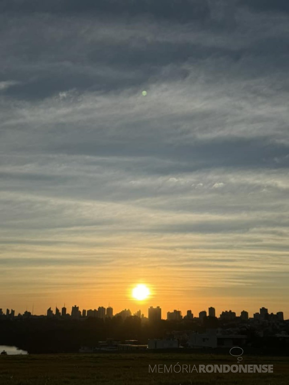 || Pôr do sol na cidade de Cascavel (PR), em 23 de julho de 2024.
Imagem: Acervo e crédito Aílton Santos / Tarobá Cascavel / Facebook - FOTO 45 -