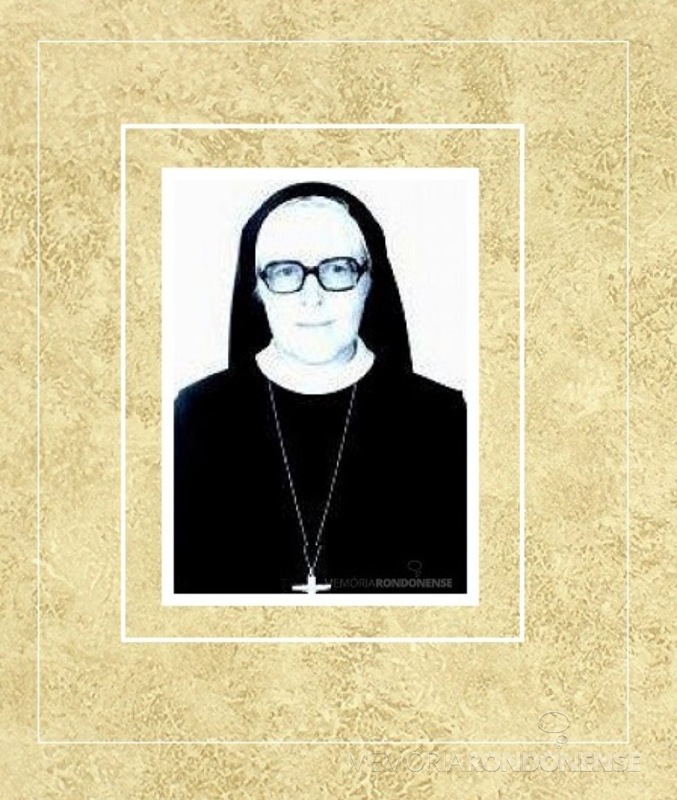 || Irmã Christiane Barhorst, a segunda diretora do então Educandário Sagrado Coração de Jesus de Quatro Pontes.
Imagem: Acervo da Província da Congregação - Ponta Grossa - FOTO 5 –