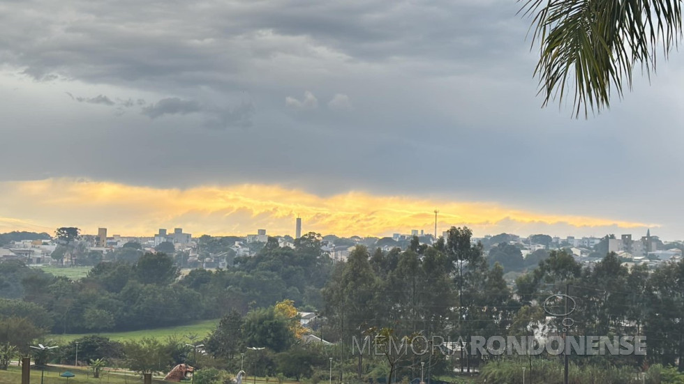 || Amanhecer na cidade de Cascavel (PR), em 13 de julho de 2024.
Imagem: Acervo e crédito de Aílton Santos / Tarobá Cascavel / Facebook - FOTO 19 -