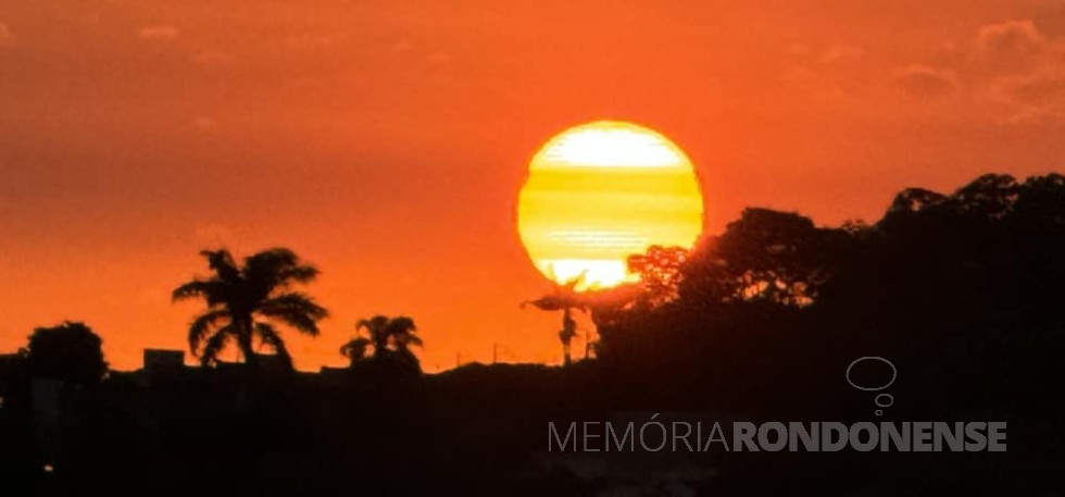 || Pôr do sol na região da cidade de Cascavel (PR), em 03 de agosto de 2024.
Imagem: Acervo e crédito de Aílton Santos / Tarobá Cascavel / Facebook - FOTO 30 -