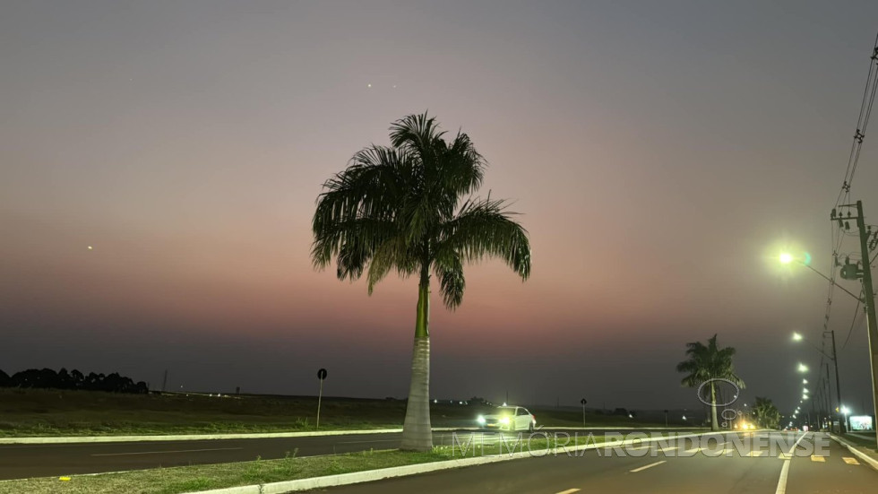 || Começo da noite na região da cidade de Cascavel (PR), em 17 de agosto de 2024.
Imagem: Acervo e crédito de Aílton Santos / Tarobá Cascavel / Faceobook - FOTO 26 -
