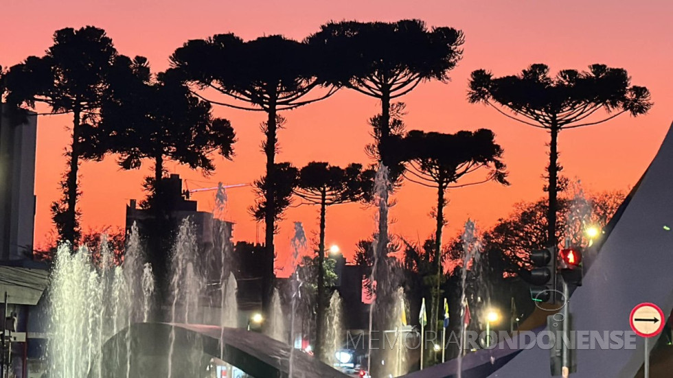 || Amanhecer na cidade de Cascavel (PR), em 29 de agosto de 2024.
Imagem: Acervo e crédito de Aílton Santos / Tarobá Cascavel / Facebook - FOTO 23 -