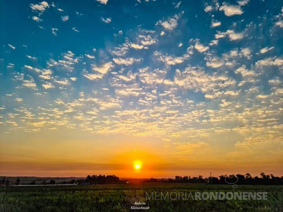 || Pôr do sol na região de Marechal Cândido Rondon, em 14 de agosto de 2024.
Imagem: Acervo O Presente - crédito de Roberto Kleinschmidt - FOTO 27 -