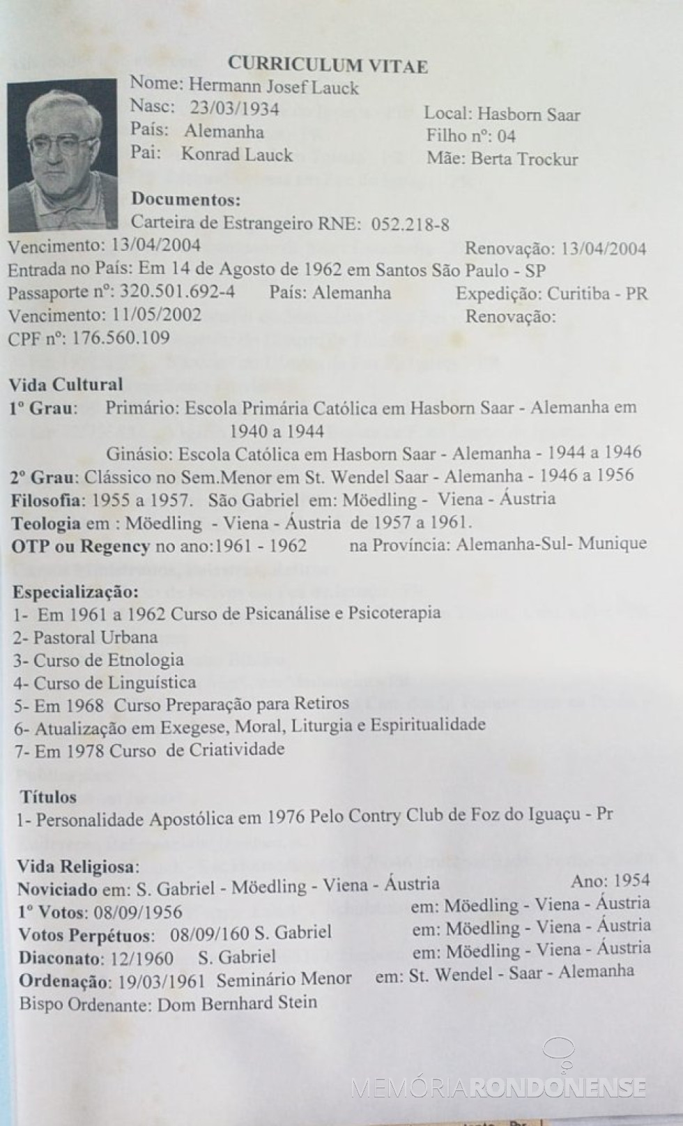 || Currículo do padre Germano Lauck.
Imagem: Acervo  Provincialado SVD, em Curitiba - FOTO 22 -