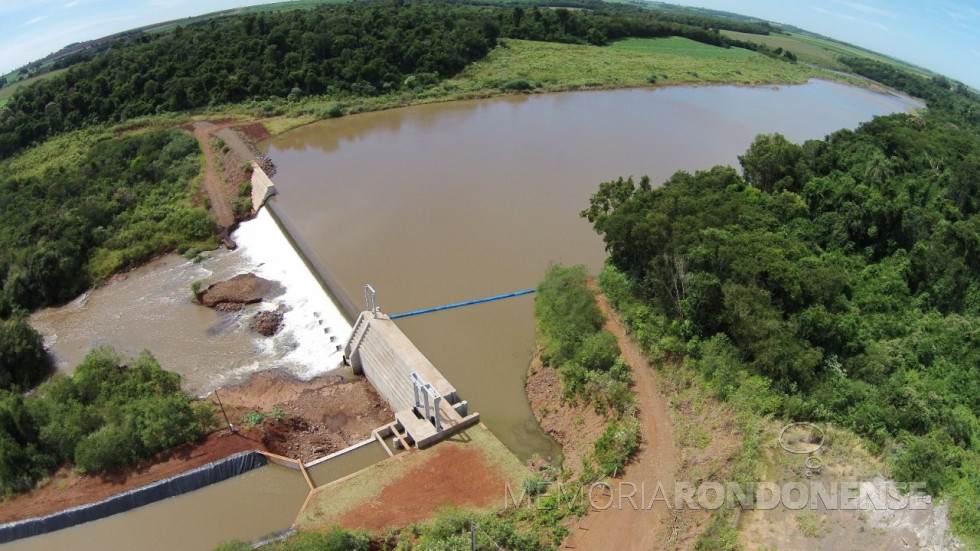 || Pequena Central Hidrelétrica (PCH) Moinho, cujas obras forma iniciadas em outubro de .
Imagem: Acervo PCH Moinho S. A. - FOTO 14 -