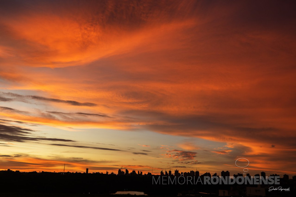 || Final do dia na cidade de Cascavel (PR), em 03 de dezembro de 2024.
Imagem: Acervo e crédito de JUlio Szymanski - FOTO 33
