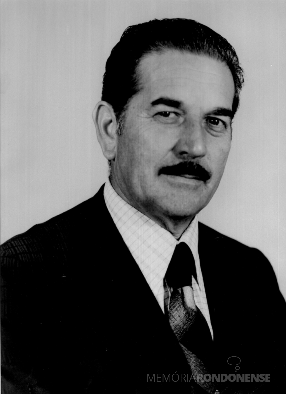 || João Bortolozo, ex-prefeito municipal de Palotina, falecido em janeiro de 1988.
Imagem: Acervo Prefeitura Municipal - FOTO 4 -