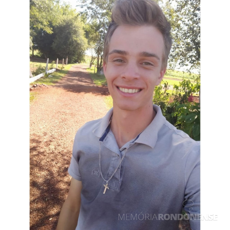 || Jovem rondonense Michel Sauer Schoffen, eleito presidente da ACJC, em janeiro de 2025.
Imagem: Acervo pessoal / Facebook - FOTO 22 -