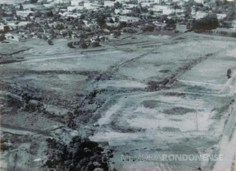 || Área na cidade de Toledo onde foi implantado o Parque Ecológico, a partir de fevereiro de 1985.
Imagem: Acervo Omero Renato Bordin (Toledo) - FOTO 17 -