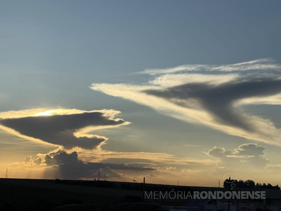 || Final de tarde na região da cidade de Cascavel (PR), em 24 de fevereiro de 2025.
Imagem: Acervo Aílton Santos / Tarobá Cascavel / FOTO 16 -