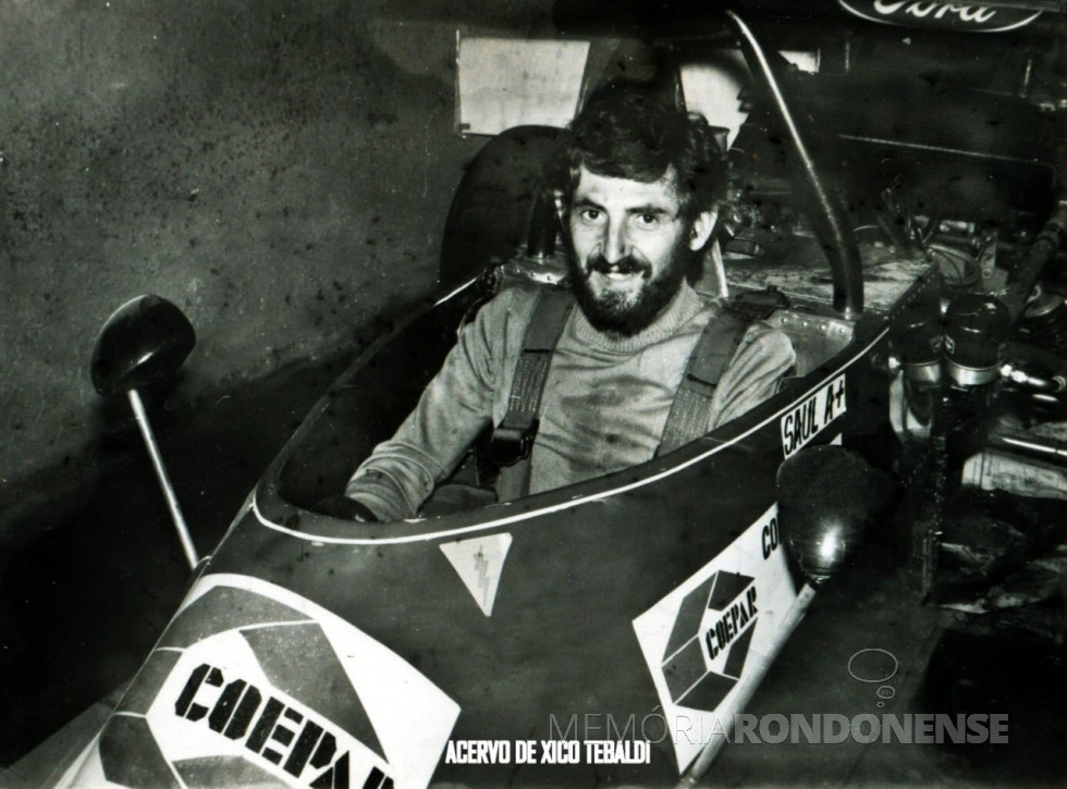 || Automobilista cascavalense Saul Caús, falecido em julho de 2009.
Imagem: Acervo Cascavel Histórica - crédito de Xico Tebaldi - FOTO 16 -