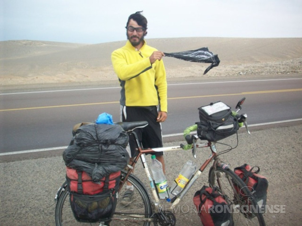 || Mazzardo no  Deserto de Sechura, Peru.
Imagem; Acervo do atleta - FOTO 14 -