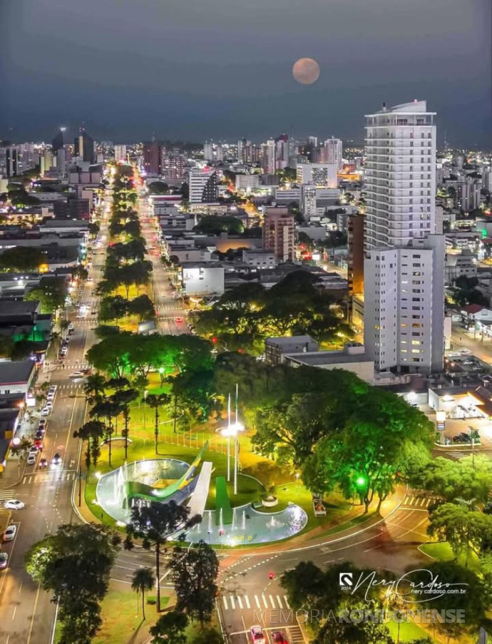|| Começo da noite na cidade de Cascavel (PR), em 12 de abril de 2025.
Imagem: Acervo e crédito de Nery Cardoso / Facebook - FOTO 20 -