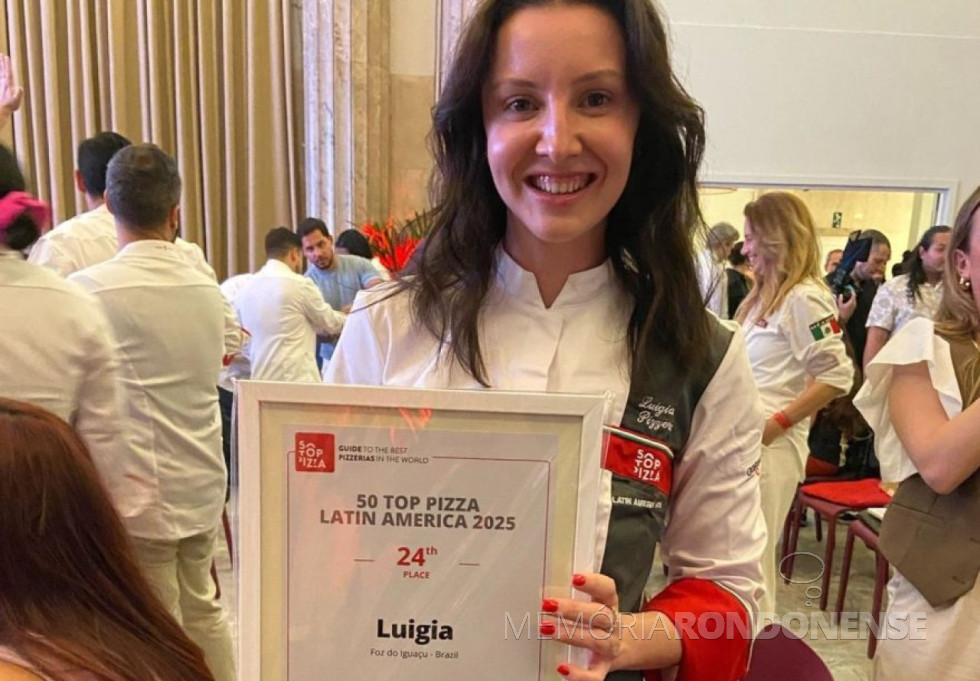 || Luigia Zanetti Fadanelli com a certificado do 50 Top Pizza América Latina.
Imagem: Acervo CGN Cascavel - FOTO 26 -