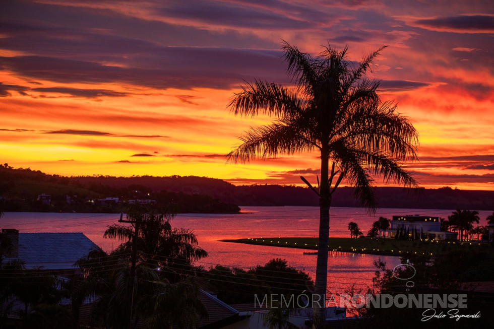 || Final de tarde nas Marinas de Boa Vista da Aparecida, junto a represa da Usina de Salto Caxias, em 30 de março de 2025.
Imagem: Acervo e crédito do cascavelense Julio Szymanski / Facebook - FOTO 30 -