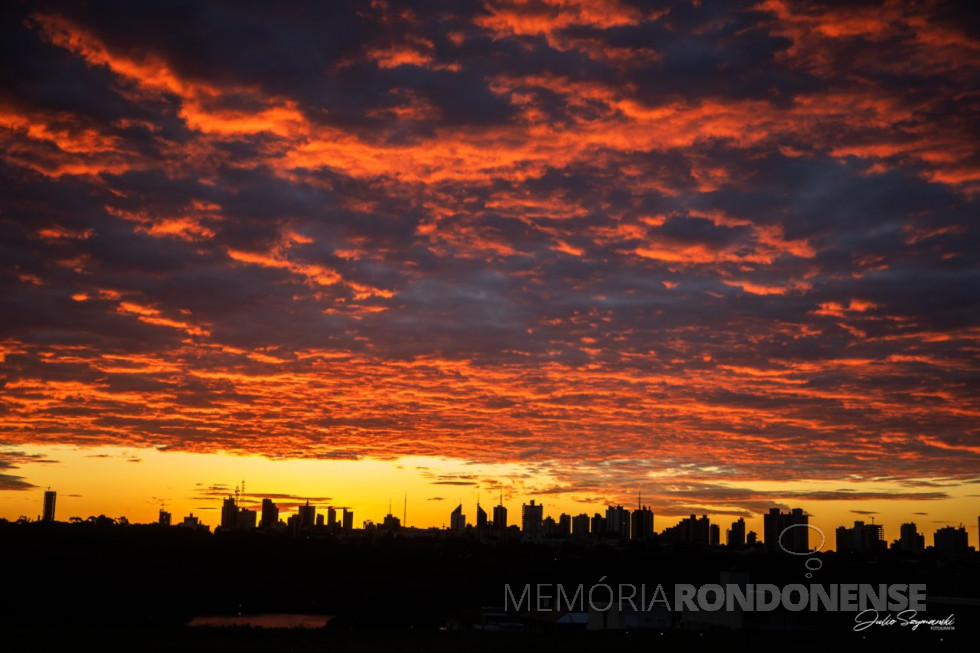 || Final do dia na cidade de Cascavel (PR), em 06 de abril de 2025.
Imagem: Acervo e crédito do cascavelense Julio Szymasnki - FOTO 30 -