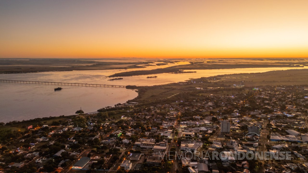 || Vista da cidade de Guaíra (PR), no final da tarde de 30 de maio de 2025.
Imagem: Acervo do Município de Guaíra - FOTO 29 -
