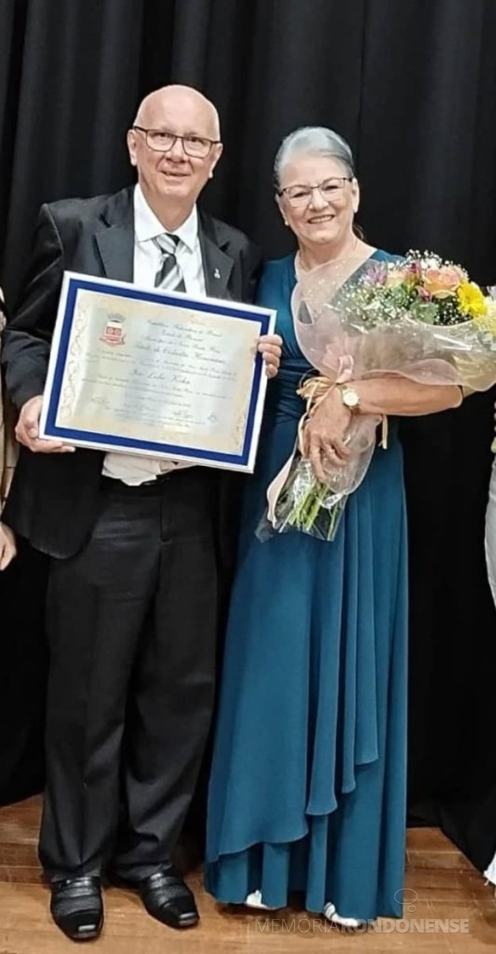 || Pastor Ivo Köhn e esposa, ele agraciado com o título de Cidadão Honorário de Nova Santa Rosa, em final de abril de 2025.
Imagem: Acervo pessoal - FOTO 41 -