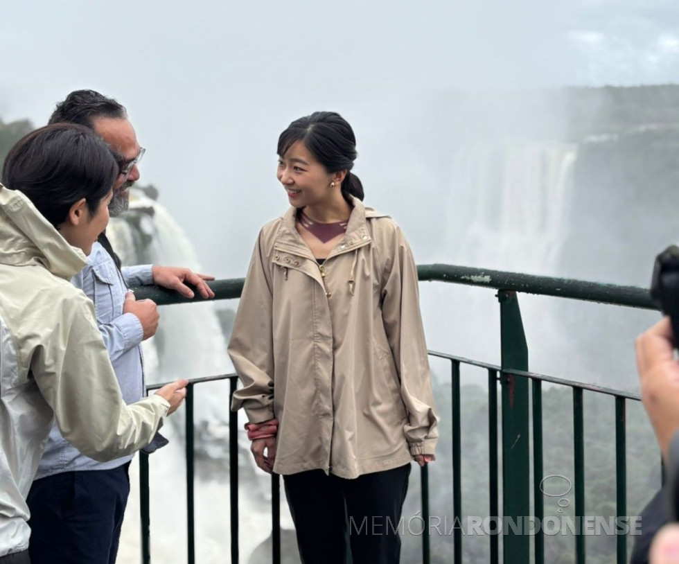 || Princesa Kako de Akishino, do Japaão, fotografada nas Ctaratas do Iguaçu, em junho de 22025.
Imagem: Acervo Divulgação/ Prefeitura Municipal de Foz do Iguaçu - FOTO 41 -