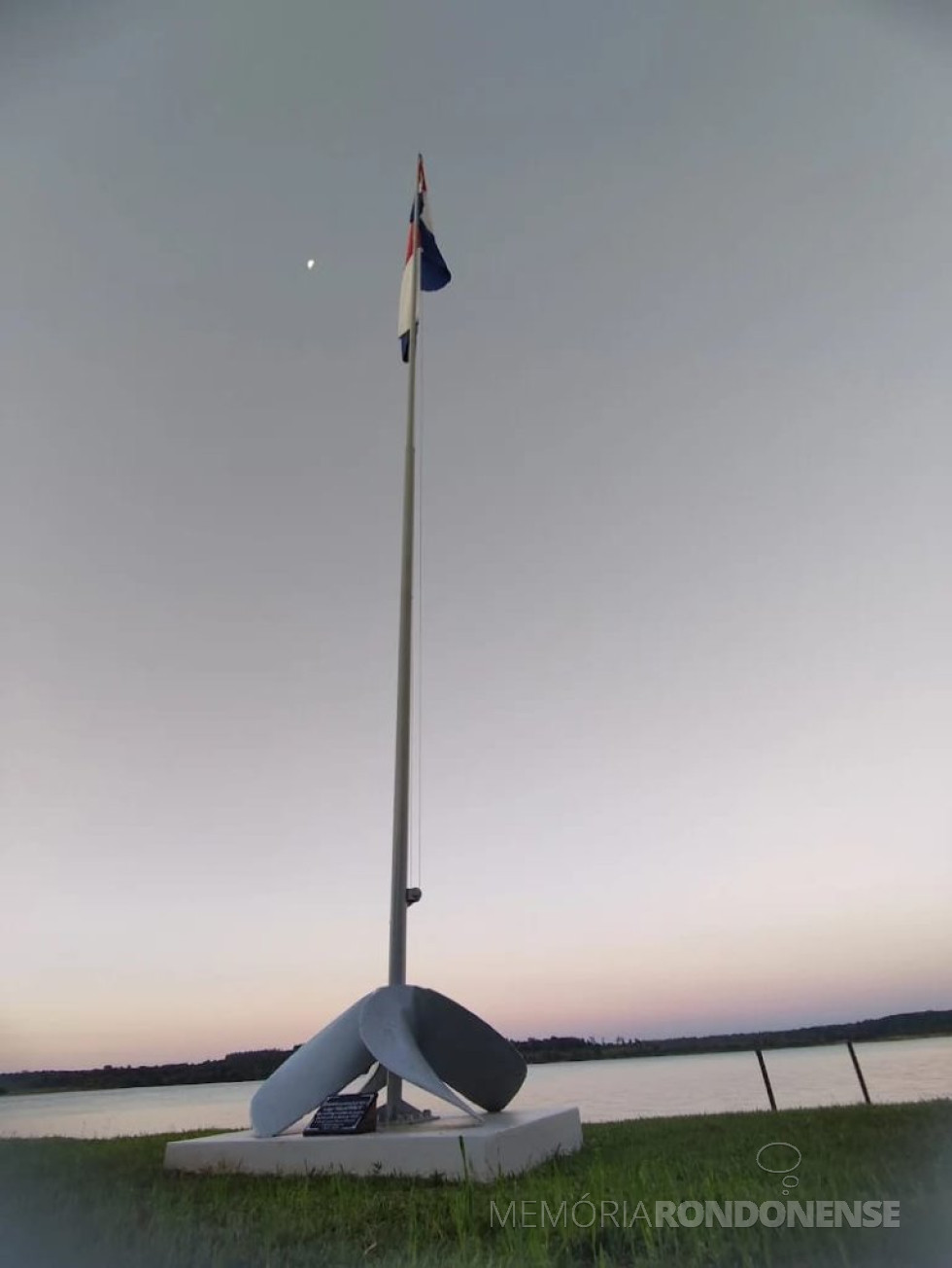 || Outra visita da hélice do vapor