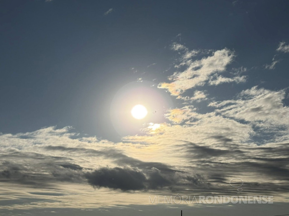 || Começo do final da tarde na cidadede Cascavel (PR), em 02 de julho de 2025.
Imagem: Acervo e crédito de Ailton Santos / Tarobá Cascavel/ Facebook - FOTO 49 -