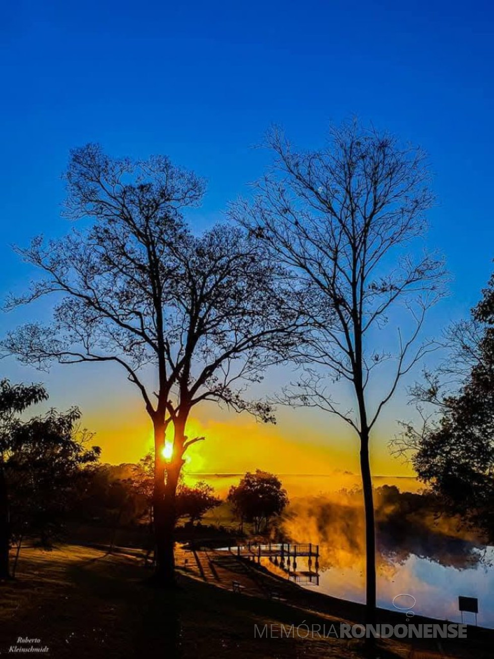 || Despontar do sol junto ao lafo municipal de Nova Santa Rosa, em 03 de julho de 2025.
Imagem: Acervo O Presente - crédito de Roberto Kleinschmidt - FOTO 23 -