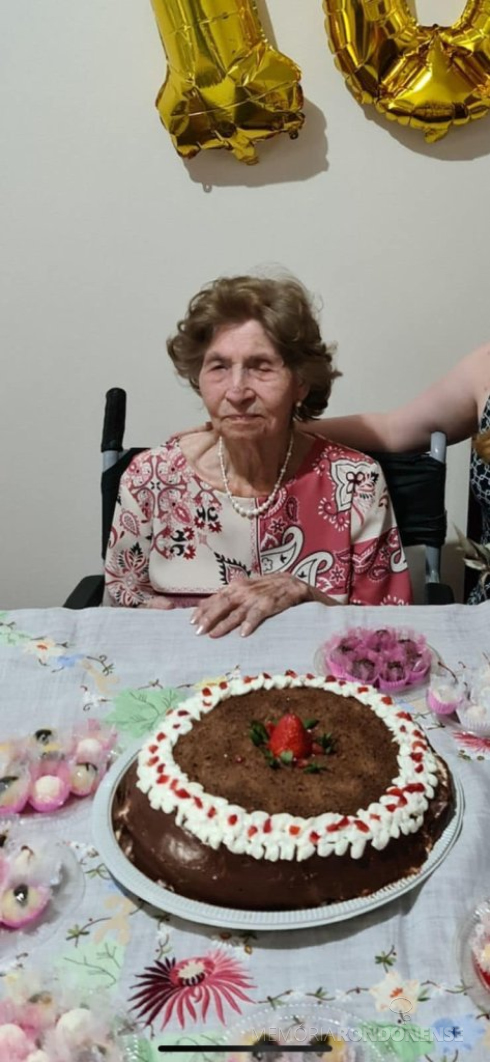 || Pioneira rondonense Eugênia Lopes Kressin na comemoração de seus 103 anos, em 01 de setembro de 2025.
Imagem: Acervo de Jane Kressin - FOTO 44 -