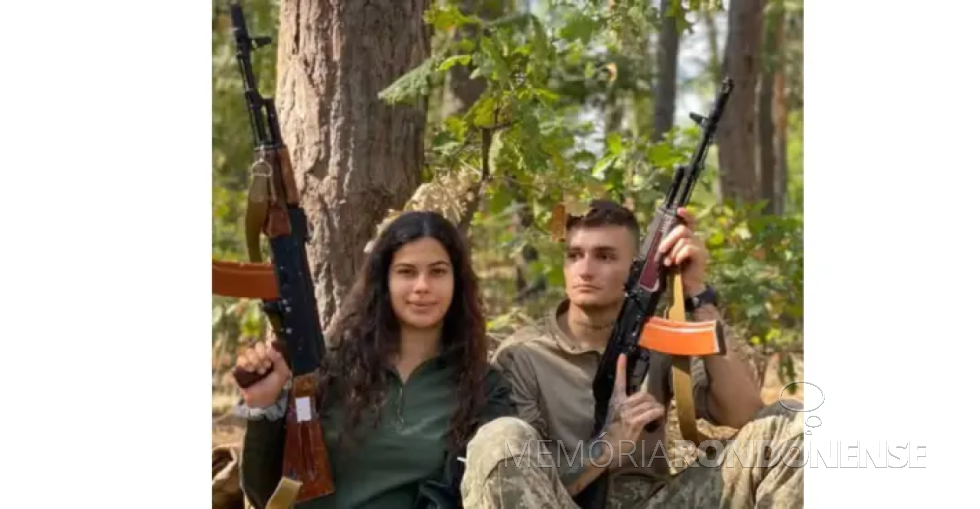 || Casal Adriane Marschall Pereira e Gustavo Ostrowski, do Oeste do Paraná, combatentes voluntários na Guerra da Ucrânia.
Imagem: Acervo Revista Oeste - FOTO 34 -