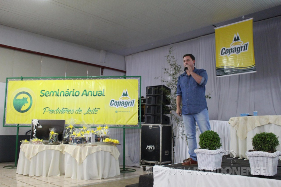 || Palestrante Ricardo Rocha no Seminário de Produtores de Leite. 
Imagem: Acervo Imprensa Copagril - Crédito Carina Ribeiro - FOTO 31 -