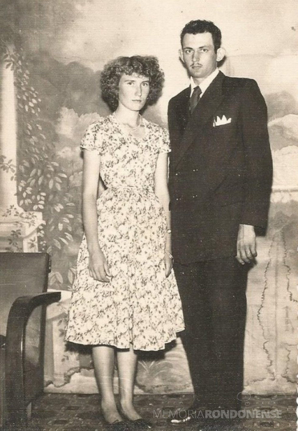 || Elma Kurtz e Lindolfo Koch, meses depois de seu casamento na vila de Iguiporã. 
Imagem: Acervo do casal - FOTO 7 -