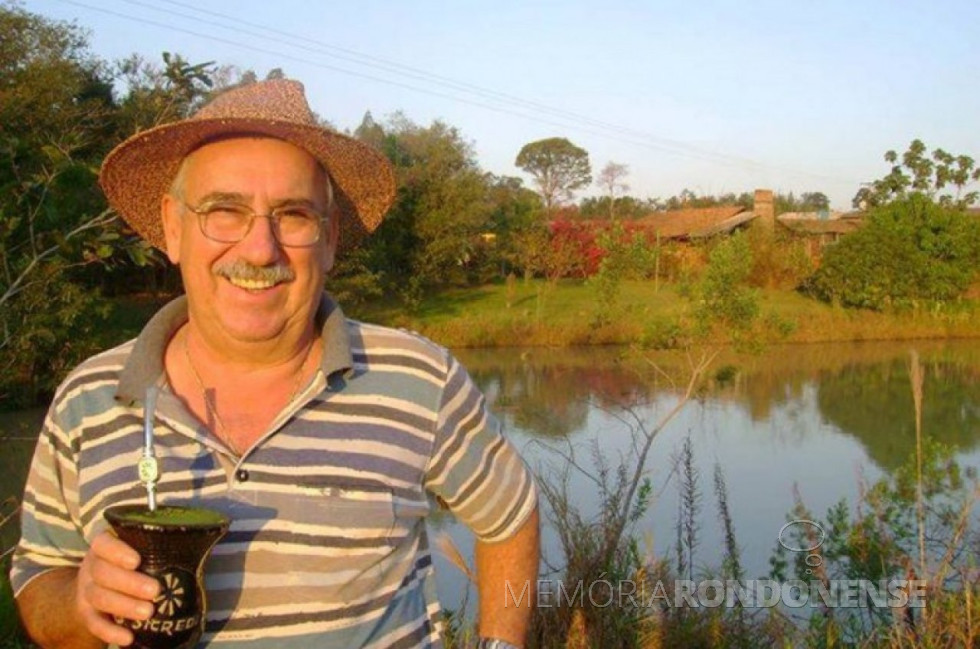 || PlÍnio Ari Schütz, ex-vereador de Marechal Cândido Rondon, pelo então distrito de Quatro Pontes, falecido em fevereiro de 2016.
Imagem: Facebook - 21.02. 16 - FOTO 20 -