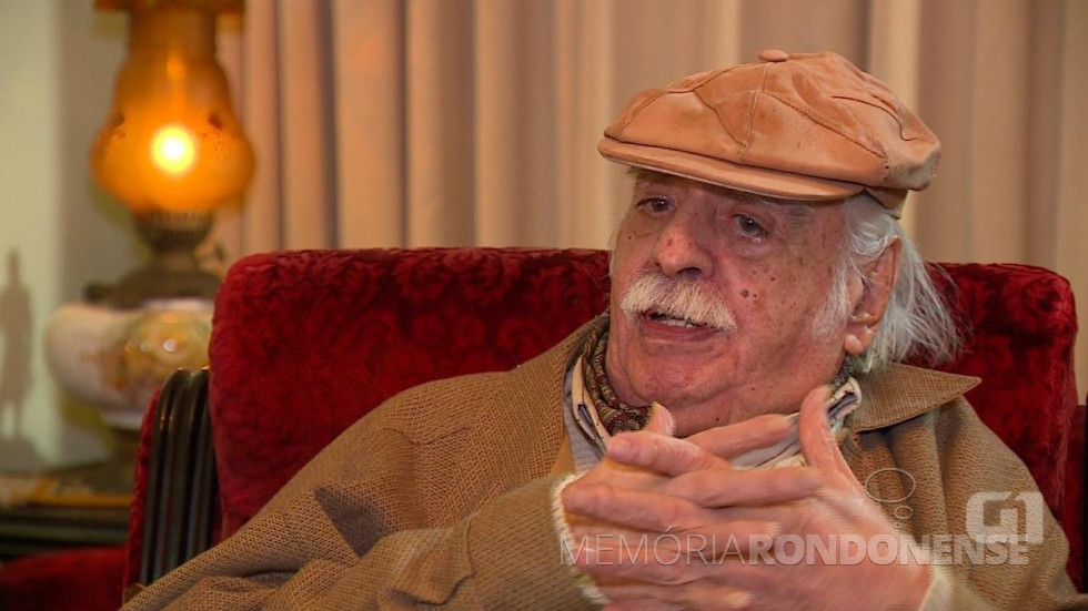|| João Carlos D'Avila Paixão Côrtes, fundador do movimento tradicionalista gaúcho, falecido em final de agosto de 2018.
Imagem: Acervo RBS/TV - Crédito: Rafael Nemitz - FOTO 21 -