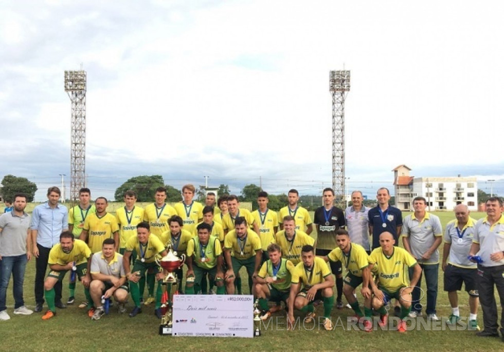 || Equipe da AACC, vice-campeã da Copa Amop 2017. 
Imagem: Acervo AquiAgora.net - FOTO 18 -