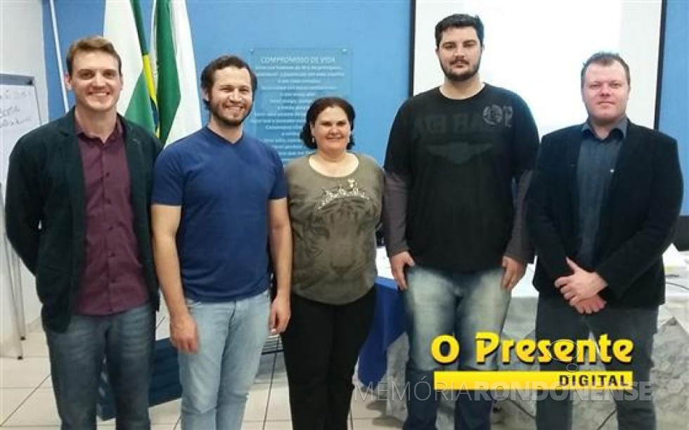 || Conselho Diretor da JCI Marechal Cândido Rondon para 2017, eleito em agosto de 2017.
Da esquerda a direita: Luciano Lizzoni, Hallan Bruschi, Juciani Della Giustina, Luiz Henrique Kuns e Emerson Kochen.
Imagem: Acervo O Presente - Crédito: Joni Lang - FOTO 9 -