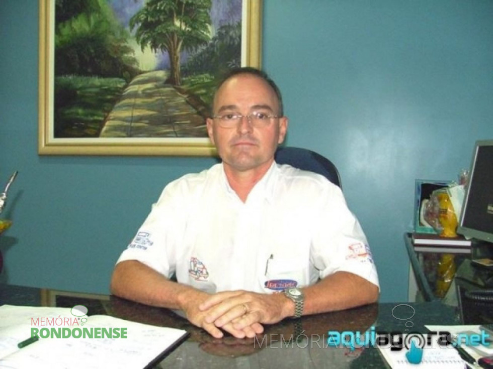 || Empresário rondonense Elemar Lamberti, primeiro paranaense a receber um transplante de córnea em criança no Paraná. 
Imagem: Acervo www.aquiagora.net - FOTO 1 -