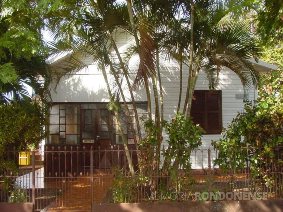 || Aspecto da entrada da residência de Henrique Afonso Sturm, à Rua D. João VI. 
Imagem: Acervo Rafael Sturm - FOTO 10 -