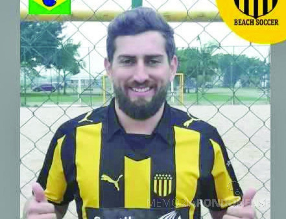 || Atleta Hiago Alaor Weiss que disputou campeonato de Beach Soccer pelo Club Atletico Peñarol, do Uruguai, em final de julho de 2018.
Imagem: Acervo O Presente - FOTO 15 -
