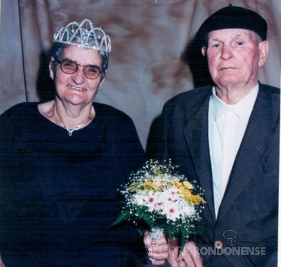 || Casal pioneiro do distrito rondonense  de Bom Jardim, Mathilde (Binsfeld) e Benno Lagemann, que comemoraram suas Bodas de Diamante (60) anos, em abril de 2000. Imagem: Acervo Claudete Lagemann – FOTO 12 -